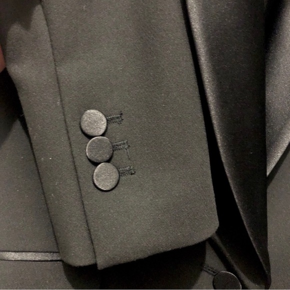 Zara Tuxedo Blazer - Picture 2 of 6